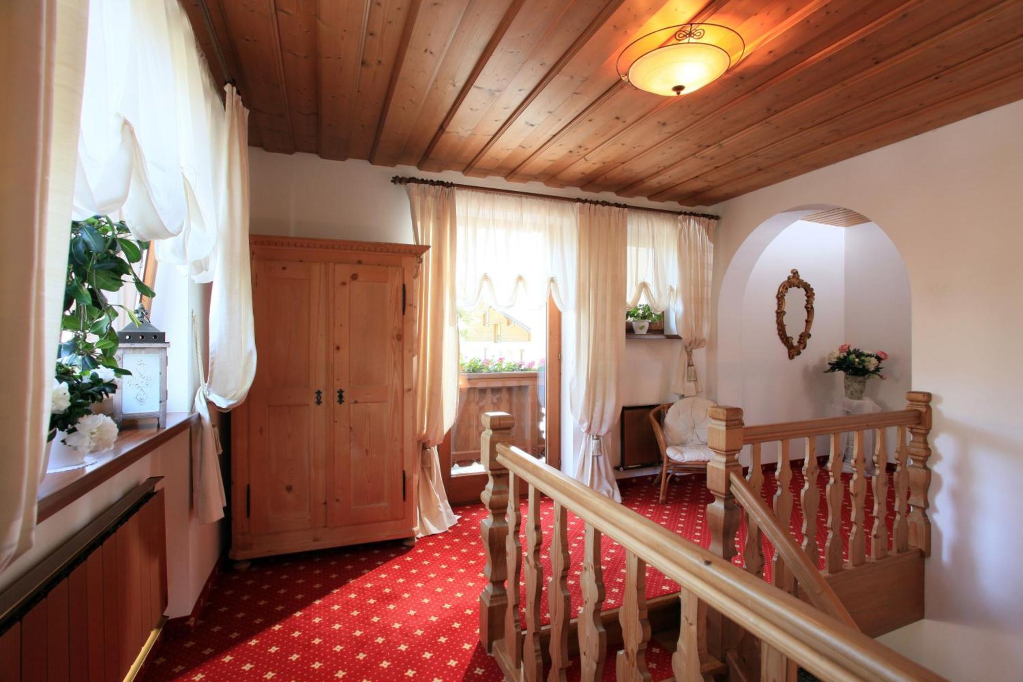 Landhaus Bachler Brixen im Thale Exterior foto